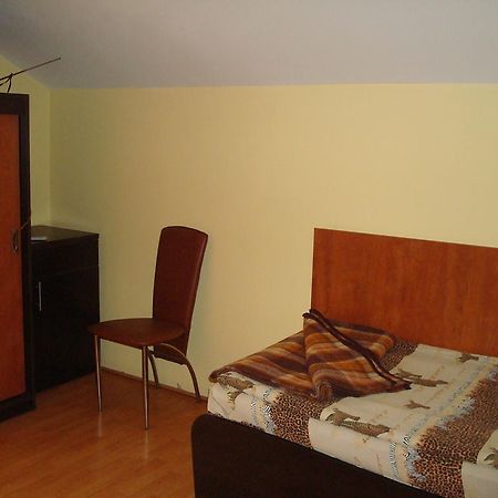 Pensiunea Marc Suceava Exterior foto