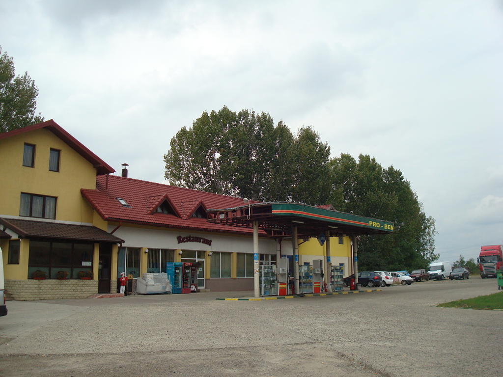 Pensiunea Marc Suceava Exterior foto